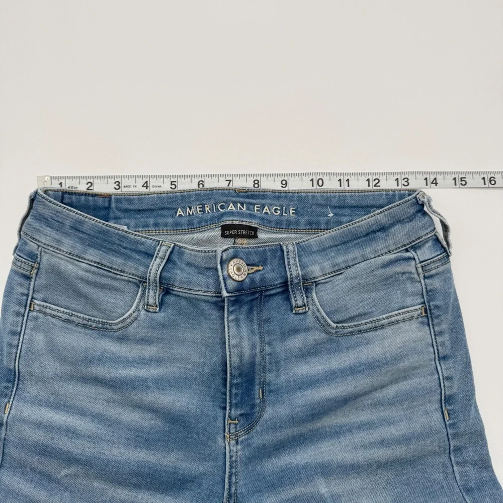 American Eagle‎ Super Stretch Jegging Light Wash Raw Hem Jeans Women Size 4